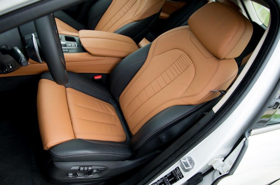  BMW X6 xDrive 5.0i 2015 года  (фото 90 из 113)